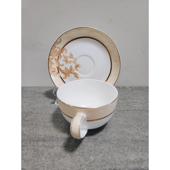 Dynasty Vintage Wide Mouth Tea Cup Saucer White Tan Gold Tea Time - Picture 6 of 10